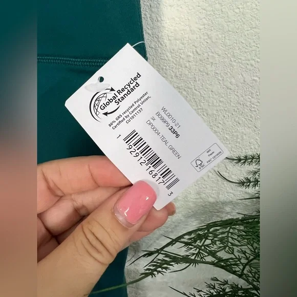 Core IO Women’s Biker Shorts Size 3X NWT - Picture 7 of 7